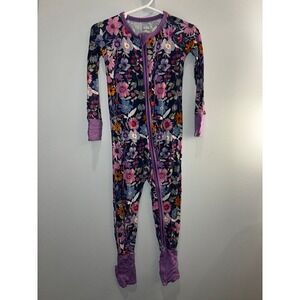 V140. Little Sleepies Dusk Blooms zippy 18/24M‎ GUC